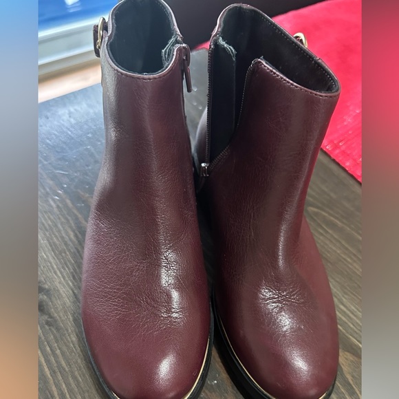 Girls Leather Booties - Picture 2 of 5